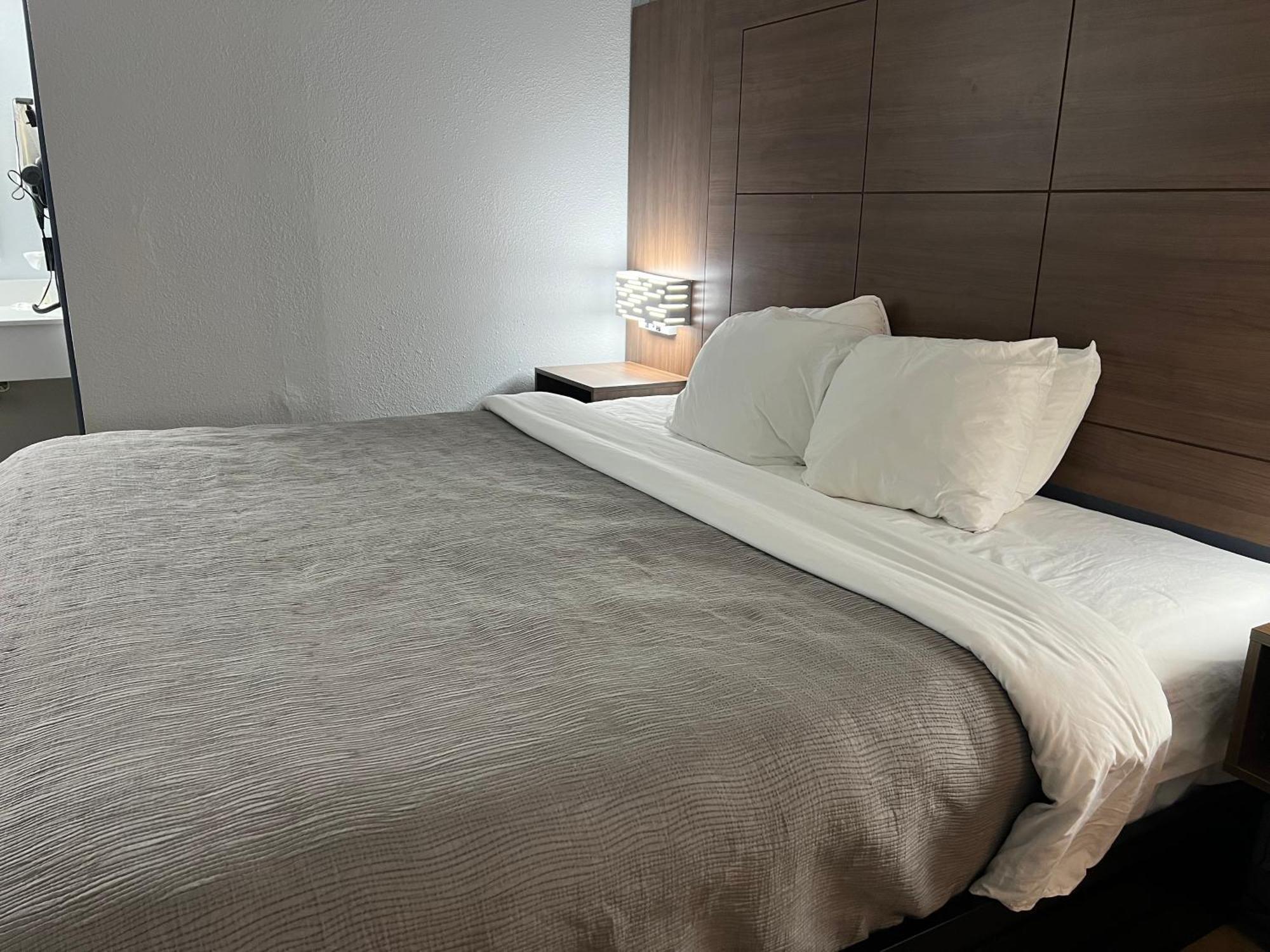 Quality Inn Madison - Huntsville Extérieur photo